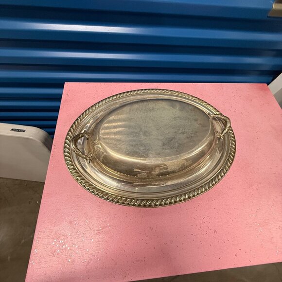 Vintage Silver-Plated Oval Covered Serving Dish With Rope Edge Detailing - Picture 1 of 5